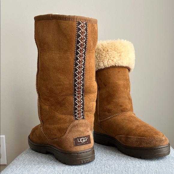 UGG Shoes - Ugg Ultra Tall Braided Back 5245 New Zealand Label Sheepskin Rubber Sole Tasman